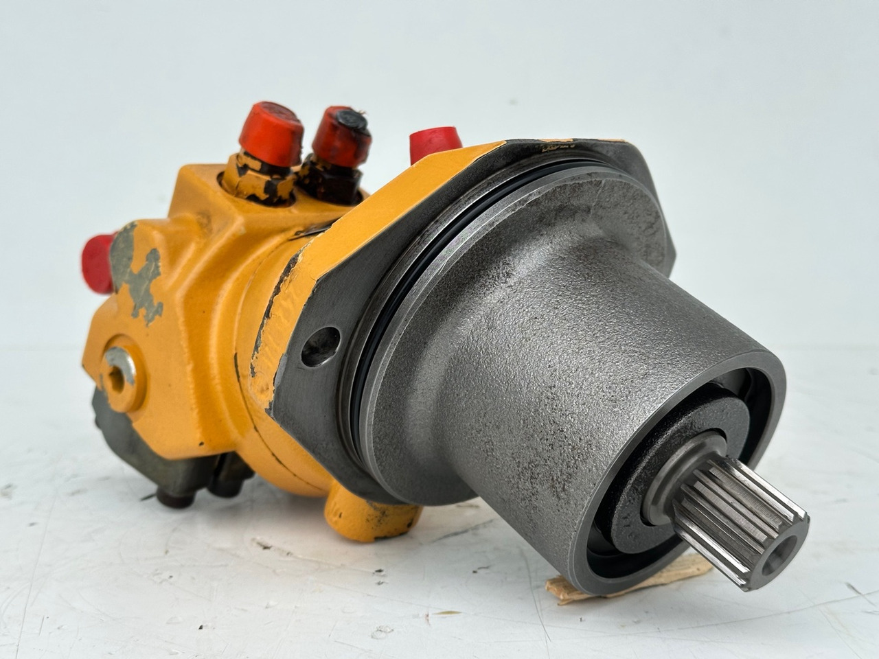 LIEBHERR Konstantmotor mit ID-Nr.5008984-ID-Nr.5007150 – Hydromatik Rexroth Axialkolbenmotor mit Nr.2000349 Typ:A2FE23/61W-NAL191. A308,A310,A312,A900ZW,R308,R310,R312,LOS914,R914,R916. #4064579.DK# - Motori hidraulik për Ekskavator: foto 2 LIEBHERR Konstantmotor mit ID-Nr.5008984-ID-Nr.5007150 – Hydromatik Rexroth Axialkolbenmotor mit Nr.2000349 Typ:A2FE23/61W-NAL191. A308,A310,A312,A900ZW,R308,R310,R312,LOS914,R914,R916. #4064579.DK# - Motori hidraulik për Ekskavator: foto 2