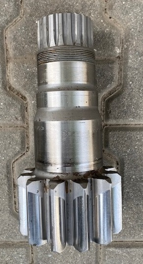 Liebherr Abtriebswelle ID-Nr.90009253 – ID-Nr.12544497. SAT250/278, SAT250/287, SAT250A300. #AB.90009253# - Motor rrotullues për Ekskavator: foto 2 Liebherr Abtriebswelle ID-Nr.90009253 – ID-Nr.12544497. SAT250/278, SAT250/287, SAT250A300. #AB.90009253# - Motor rrotullues për Ekskavator: foto 2