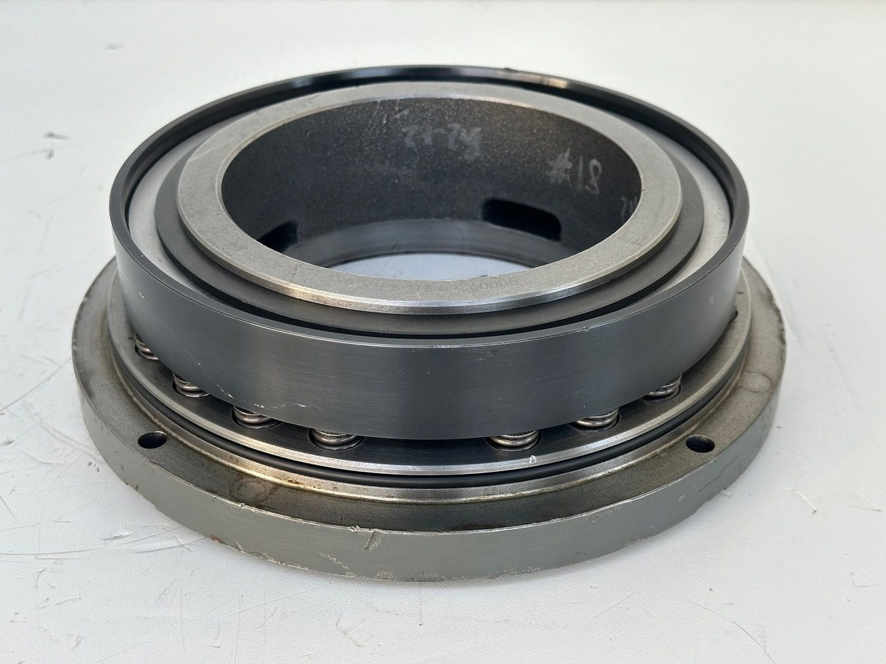 Liebherr Bremse ID-Nr.90009255. SAT250/278 - SAT250/287. A913 COMP, A914 COMP, A914, A916 COMP, A916, A918 COMP, A918, A920, A922 RAIL, A924 RAIL, LH18, LH22, LH24, LH26, R914 COMP, R914 RAIL, R914, - Motor rrotullues për Ekskavator me zinxhirë: foto 5 Liebherr Bremse ID-Nr.90009255. SAT250/278 - SAT250/287. A913 COMP, A914 COMP, A914, A916 COMP, A916, A918 COMP, A918, A920, A922 RAIL, A924 RAIL, LH18, LH22, LH24, LH26, R914 COMP, R914 RAIL, R914, - Motor rrotullues për Ekskavator me zinxhirë: foto 5