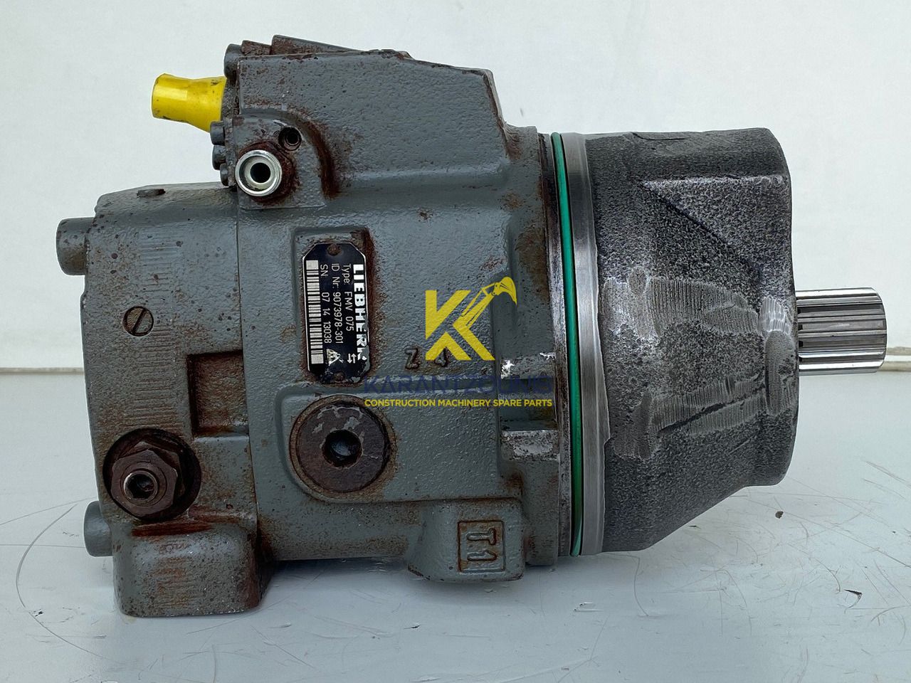 Liebherr Hydraulikeinbaumotor FMV075, ID-Nr.9073978. LOS914, LOS924, R902, R904, R912, R914, R922, R924, R924 COMP, R924 COMPA. #13038# - Motori hidraulik për Ekskavator me zinxhirë: foto 3 Liebherr Hydraulikeinbaumotor FMV075, ID-Nr.9073978. LOS914, LOS924, R902, R904, R912, R914, R922, R924, R924 COMP, R924 COMPA. #13038# - Motori hidraulik për Ekskavator me zinxhirë: foto 3