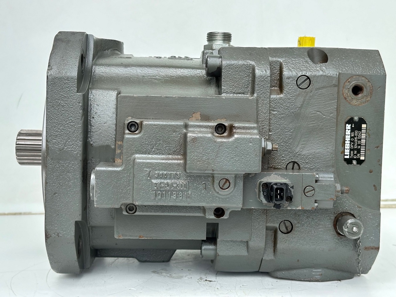 Liebherr Hydraulikverstellpumpe Typ:DPV O 165. ID-Nr.10120060 - ID-Nr.10144915. LH120 C-1103, LH120 CG-1103, LH120 M-1102. #10144915.13342# - Pompa hidraulike për Ekskavator me goma: foto 5 Liebherr Hydraulikverstellpumpe Typ:DPV O 165. ID-Nr.10120060 - ID-Nr.10144915. LH120 C-1103, LH120 CG-1103, LH120 M-1102. #10144915.13342# - Pompa hidraulike për Ekskavator me goma: foto 5