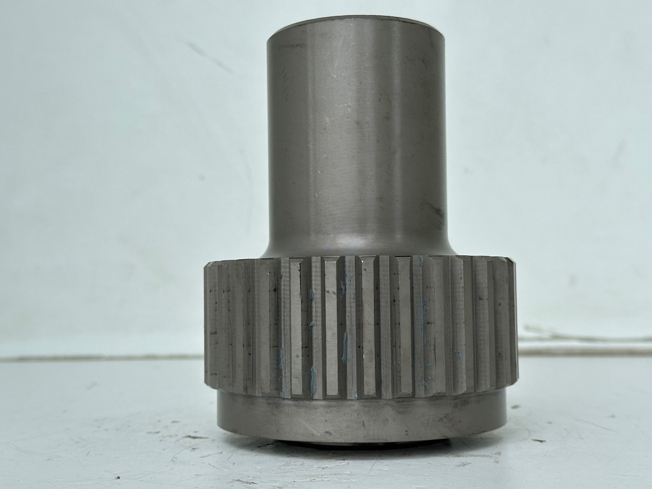 Liebherr Lamellenträger ID-Nr.90218052. FAT500F522, FAT500F528, FAT500F529, FAT500F559. PR73605, PR7363, PR7364. #90218052.02# - Pjesë nënkarrocerie për Makineri ndërtimi: foto 2 Liebherr Lamellenträger ID-Nr.90218052. FAT500F522, FAT500F528, FAT500F529, FAT500F559. PR73605, PR7363, PR7364. #90218052.02# - Pjesë nënkarrocerie për Makineri ndërtimi: foto 2