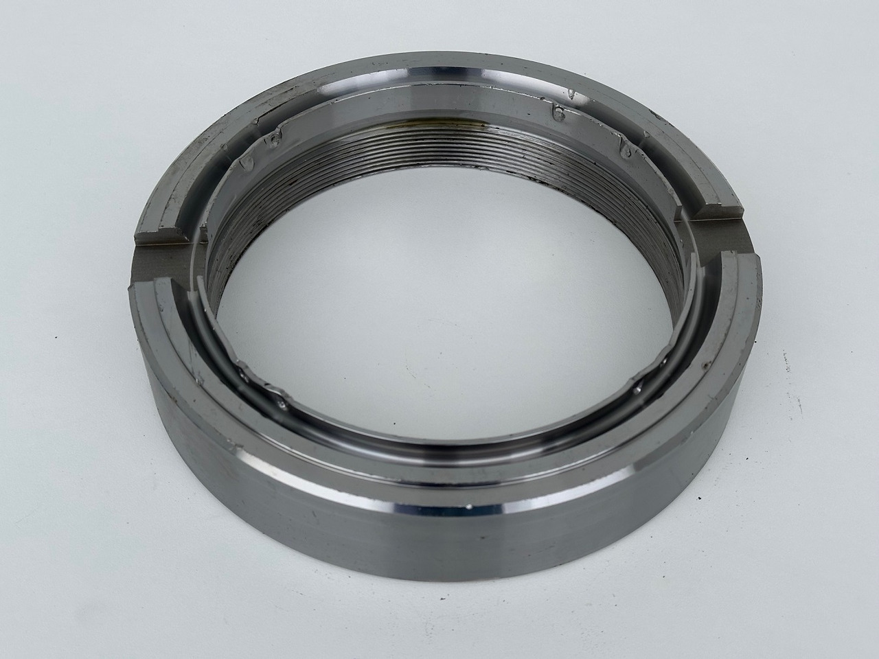 Liebherr Original Nutmutter ID-Nr.9443117 - ID-Nr.944311703. LH110,A974,LOS974,P974,P976,R974,R976,R980,P994,P995,R944,R995. #944311703.30.12.02# - Motor rrotullues për Makineri ndërtimi: foto 1 Liebherr Original Nutmutter ID-Nr.9443117 - ID-Nr.944311703. LH110,A974,LOS974,P974,P976,R974,R976,R980,P994,P995,R944,R995. #944311703.30.12.02# - Motor rrotullues për Makineri ndërtimi: foto 1