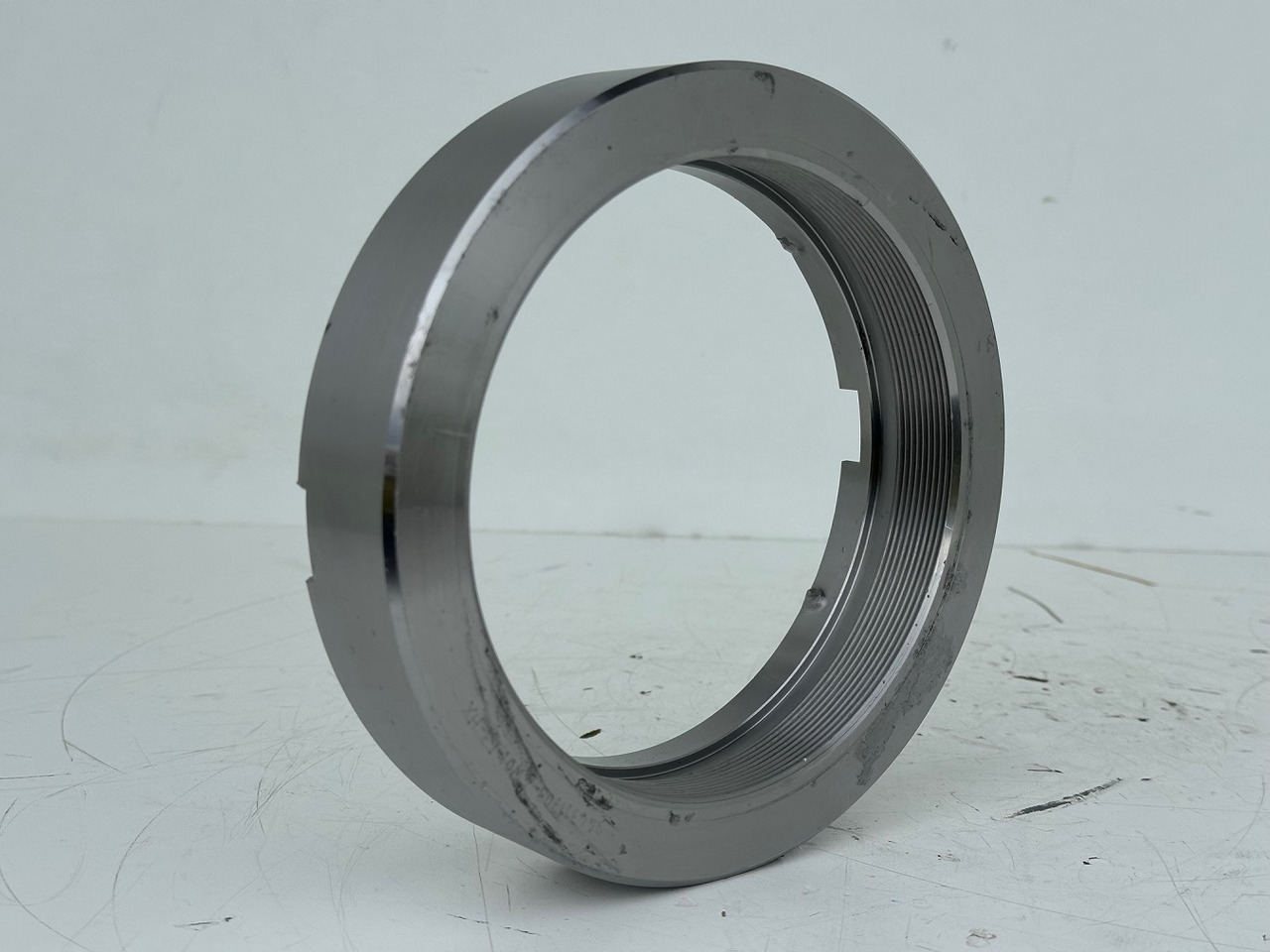 Liebherr Original Nutmutter ID-Nr.9443117 - ID-Nr.944311703. LH110,A974,LOS974,P974,P976,R974,R976,R980,P994,P995,R944,R995. #944311703.31.07# - Motor rrotullues për Makineri ndërtimi: foto 4 Liebherr Original Nutmutter ID-Nr.9443117 - ID-Nr.944311703. LH110,A974,LOS974,P974,P976,R974,R976,R980,P994,P995,R944,R995. #944311703.31.07# - Motor rrotullues për Makineri ndërtimi: foto 4