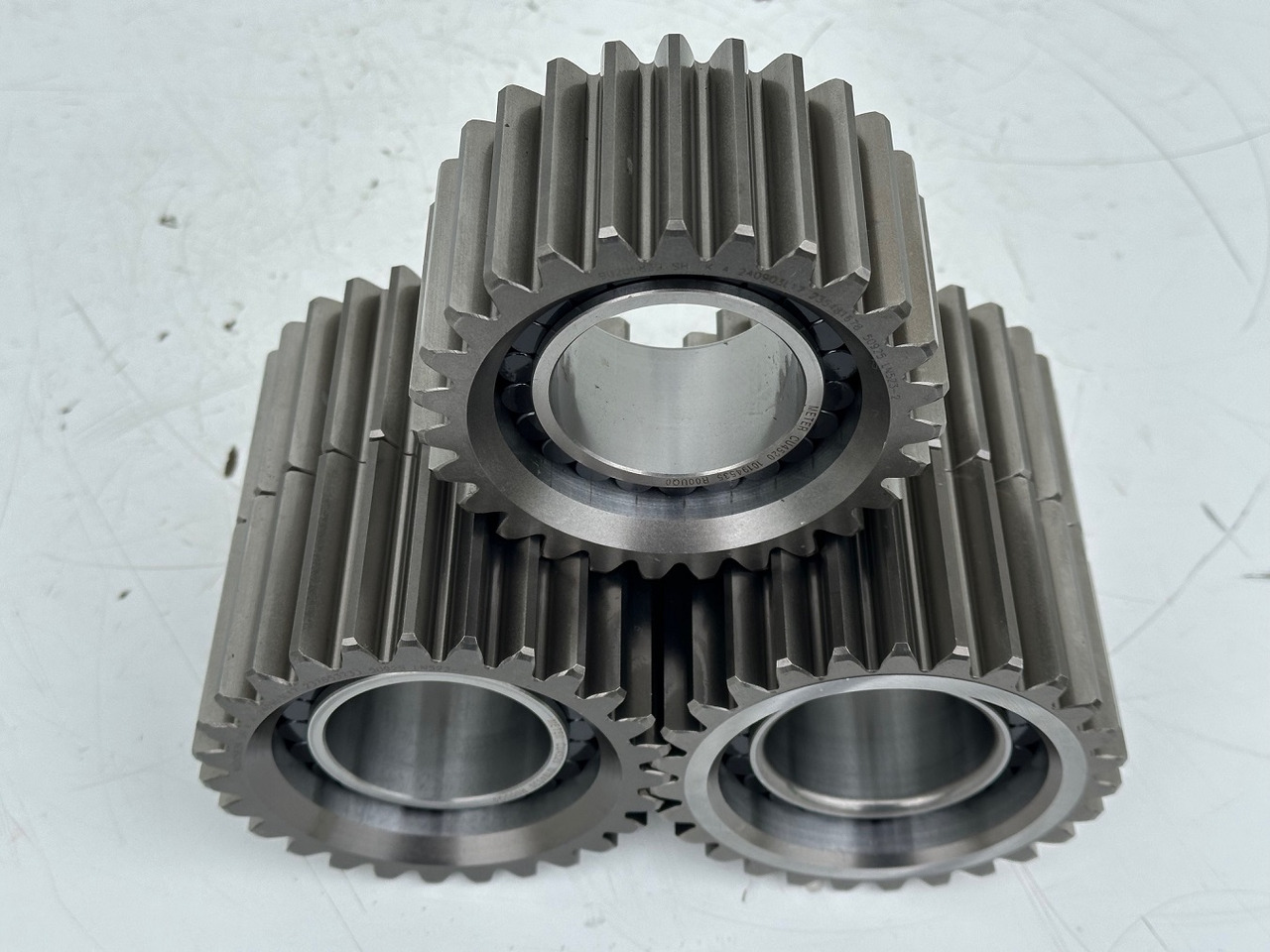 Liebherr Planetenrad ID-Nr.90205840. FAT350P126 - FAT350P138. R920 - R922 - R924 - R925 - R926 - R930 T. #90205840.22.05.01# - Transmisioni përfundimtar për Ekskavator me zinxhirë: foto 3 Liebherr Planetenrad ID-Nr.90205840. FAT350P126 - FAT350P138. R920 - R922 - R924 - R925 - R926 - R930 T. #90205840.22.05.01# - Transmisioni përfundimtar për Ekskavator me zinxhirë: foto 3