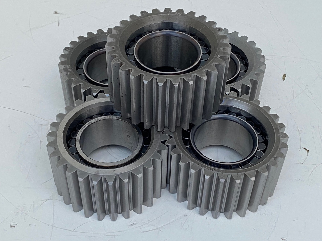 Liebherr Planetenrad ID-Nr.90205840. FAT350P126 - FAT350P138. R920 - R922 - R924 - R925 - R926 - R930 T. #PL24.02.2# - Transmisioni përfundimtar për Makineri ndërtimi: foto 1 Liebherr Planetenrad ID-Nr.90205840. FAT350P126 - FAT350P138. R920 - R922 - R924 - R925 - R926 - R930 T. #PL24.02.2# - Transmisioni përfundimtar për Makineri ndërtimi: foto 1