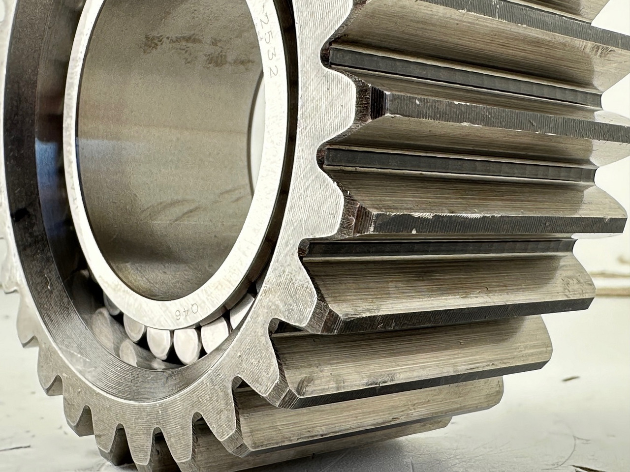 Liebherr Planetenrad ID-Nr.9443004 - ID-Nr.944300403. FAT400-FAT400/018-FAT400P018-FAT400P063-FAT400P073-FAT400P092. R934 IND,R906,R914,R916,R922,R924,R932,R934,R936,R942,R944. #944300503.01# - Transmisioni përfundimtar për Ekskavator: foto 5 Liebherr Planetenrad ID-Nr.9443004 - ID-Nr.944300403. FAT400-FAT400/018-FAT400P018-FAT400P063-FAT400P073-FAT400P092. R934 IND,R906,R914,R916,R922,R924,R932,R934,R936,R942,R944. #944300503.01# - Transmisioni përfundimtar për Ekskavator: foto 5