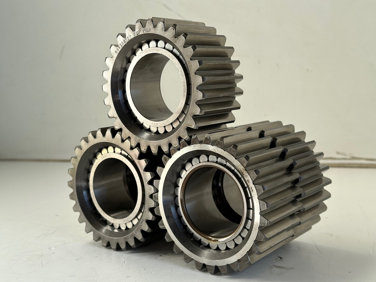 Liebherr Planetenrad ID-Nr.9443004 - ID-Nr.944300403. FAT400-FAT400/018-FAT400P018-FAT400P063-FAT400P073-FAT400P092. R934 IND,R906,R914,R916,R922,R924,R932,R934,R936,R942,R944. #944300503.18.12# - Transmisioni përfundimtar për Ekskavator me zinxhirë: foto 1 Liebherr Planetenrad ID-Nr.9443004 - ID-Nr.944300403. FAT400-FAT400/018-FAT400P018-FAT400P063-FAT400P073-FAT400P092. R934 IND,R906,R914,R916,R922,R924,R932,R934,R936,R942,R944. #944300503.18.12# - Transmisioni përfundimtar për Ekskavator me zinxhirë: foto 1