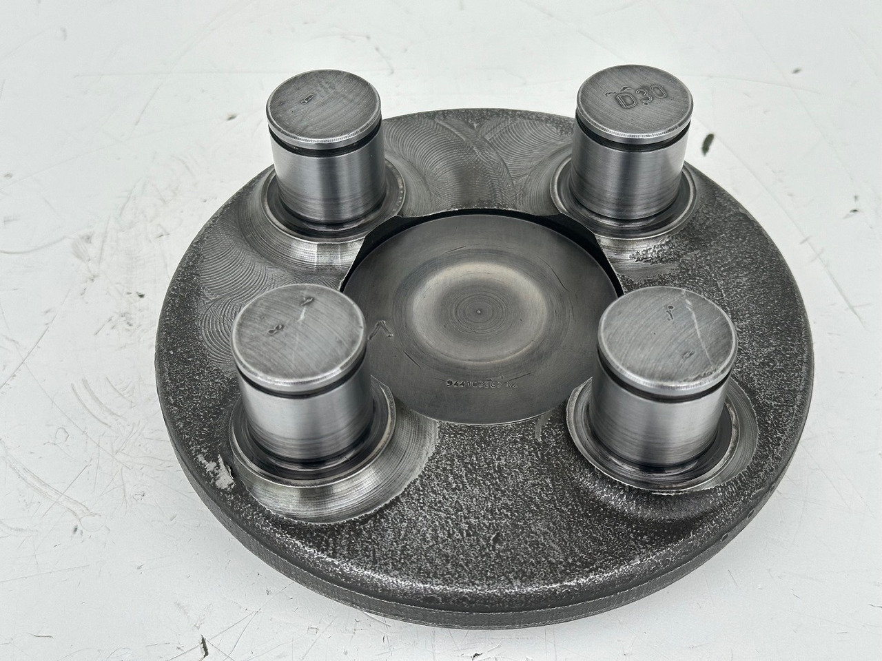 Liebherr Planetenträger ID-Nr.90020199. SAT200/277. A910 COMP, A912 COMP, A913 COMP, A914, R914 COMP. #90020199.GH# - Motor rrotullues për Ekskavator: foto 1 Liebherr Planetenträger ID-Nr.90020199. SAT200/277. A910 COMP, A912 COMP, A913 COMP, A914, R914 COMP. #90020199.GH# - Motor rrotullues për Ekskavator: foto 1