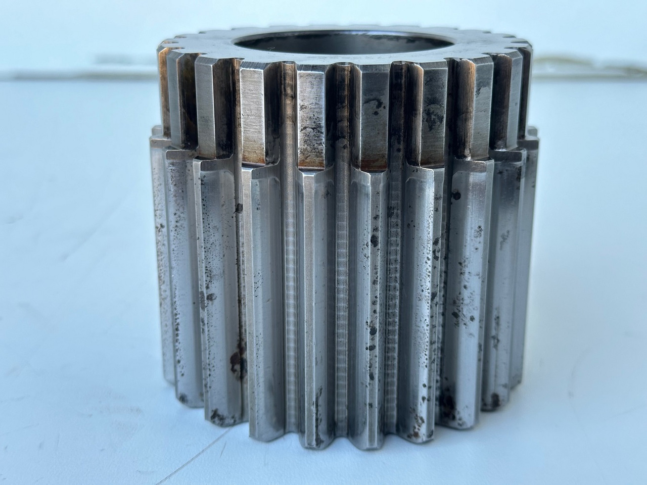 Liebherr Sonnenrad ID-Nr.90016258. FAT400P112,FAT400P130,FAT400P139,LOS1936,LOS926,R926,R928,R930,R934,R936,R938,R940,R944,R946,R950T. #90016258.06.08# - Transmisioni përfundimtar për Ekskavator me zinxhirë: foto 4 Liebherr Sonnenrad ID-Nr.90016258. FAT400P112,FAT400P130,FAT400P139,LOS1936,LOS926,R926,R928,R930,R934,R936,R938,R940,R944,R946,R950T. #90016258.06.08# - Transmisioni përfundimtar për Ekskavator me zinxhirë: foto 4