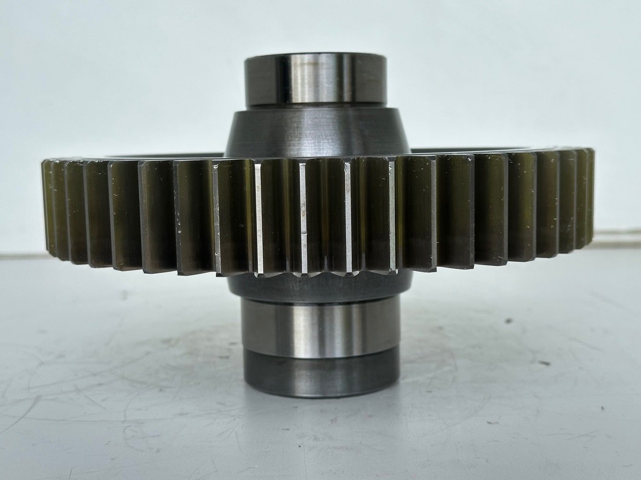 Liebherr Stirnrad ID-Nr.10135600. Pumpenverteilergetriebe Typ:PVG450 C 468. PR776-1296. #10135600.02# - Transmisioni për Makineri ndërtimi: foto 5 Liebherr Stirnrad ID-Nr.10135600. Pumpenverteilergetriebe Typ:PVG450 C 468. PR776-1296. #10135600.02# - Transmisioni për Makineri ndërtimi: foto 5