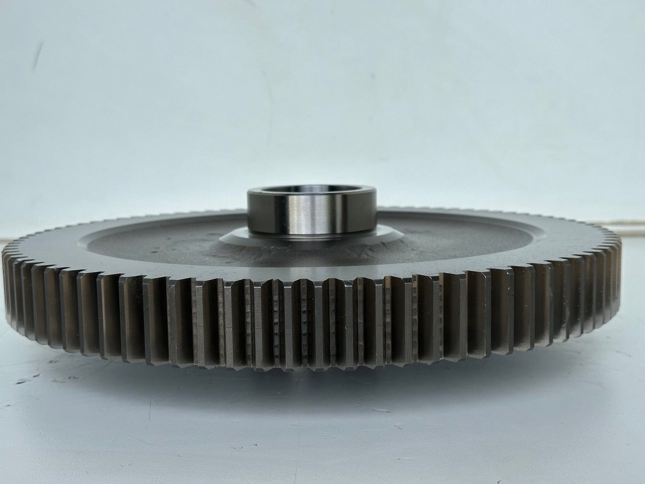 Liebherr Stirnrad ID-Nr.9443363 - ID-Nr.944336303. Fahrantrieb Typ:FAT650/508, FAT650E508, FAT650F519, FAT650F531, FAT650F549. PR752, PR754, PR756, RL52, RL64, RL66. #944336303.01# - Transmisioni përfundimtar për Makineri ndërtimi: foto 2 Liebherr Stirnrad ID-Nr.9443363 - ID-Nr.944336303. Fahrantrieb Typ:FAT650/508, FAT650E508, FAT650F519, FAT650F531, FAT650F549. PR752, PR754, PR756, RL52, RL64, RL66. #944336303.01# - Transmisioni përfundimtar për Makineri ndërtimi: foto 2