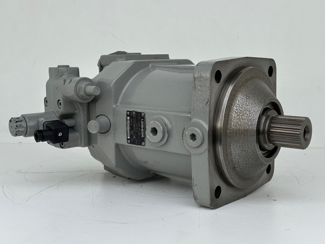 Motori hidraulik për Vinç me zinxhir i ri Liebherr Verstellmotor ID-Nr.510240108 - Hydromatik Rexroth Axialkolben-Verstellmotor Typ:A6VM140EP2D/63W-VZB017HB. #24338070#: foto 7