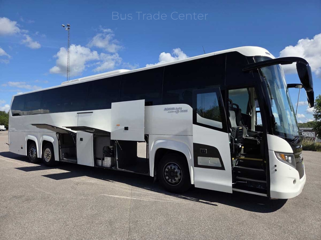 SCANIA SCANIA TOURING HD HIGER // 59 seats - Autobus urban: foto 5 SCANIA SCANIA TOURING HD HIGER // 59 seats - Autobus urban: foto 5