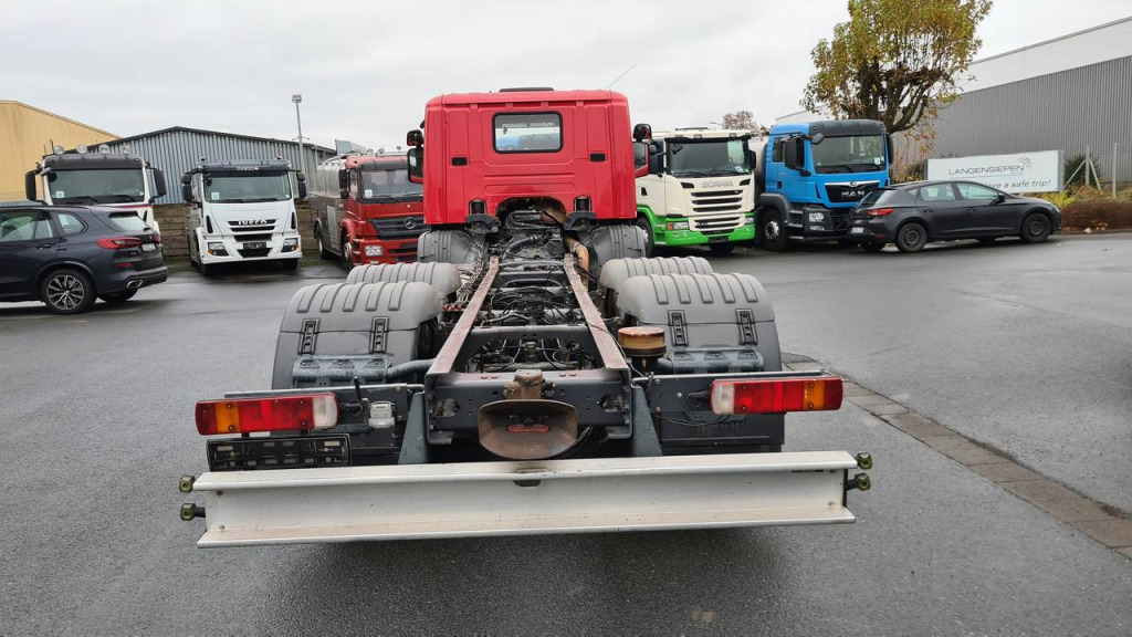 Scania P 400 6x2 RECHTSLENKER(Nr. 5018) - Kamion kabinë-shasi: foto 4 Scania P 400 6x2 RECHTSLENKER(Nr. 5018) - Kamion kabinë-shasi: foto 4