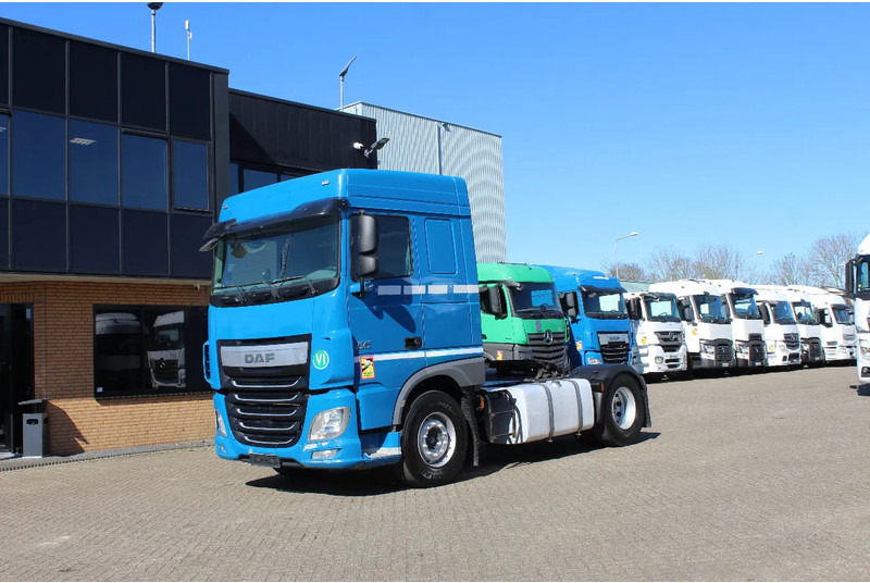 Gjysmë-kamion DAF XF 106.440 * EURO6 * 4X2 * ADR *: foto 1