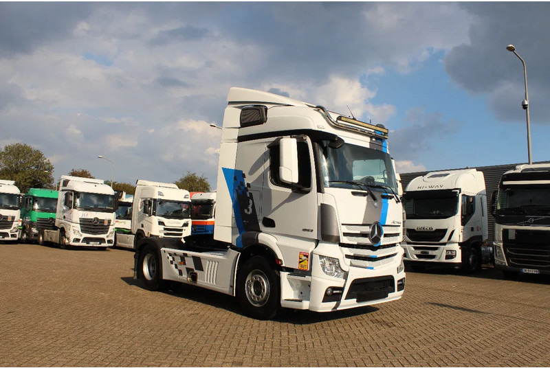 Mercedes-Benz Actros 1853 * RETARDER * 4X2 * - Gjysmë-kamion: foto 1 Mercedes-Benz Actros 1853 * RETARDER * 4X2 * - Gjysmë-kamion: foto 1