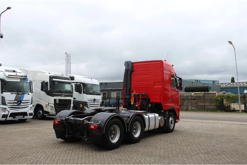 Volvo FH 16.550 * MANUAL * 6X4 * - Gjysmë-kamion: foto 4 Volvo FH 16.550 * MANUAL * 6X4 * - Gjysmë-kamion: foto 4