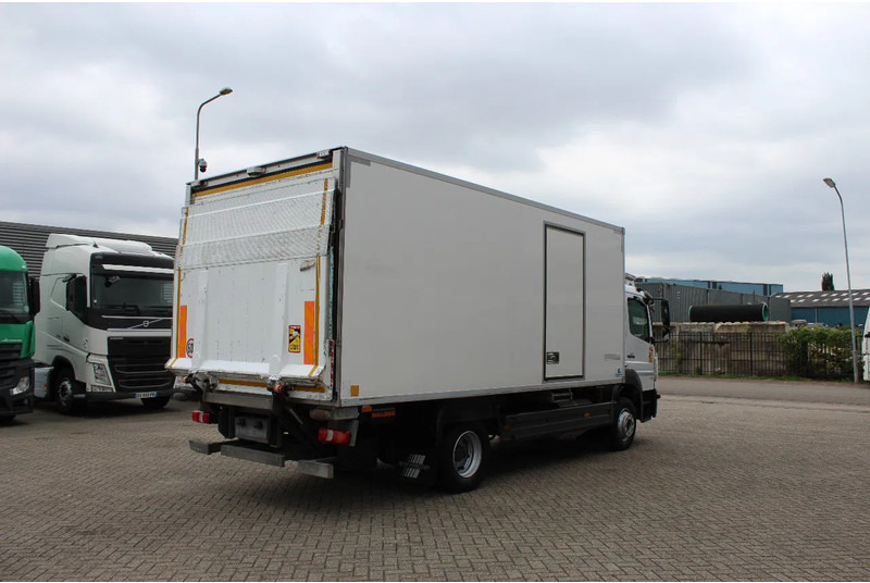 Mercedes-Benz Atego 1221 * EURO6 * 4X2 * BOX * CARRIER * SUPRA 750 * MANUAL * - Kamion frigorifer: foto 4 Mercedes-Benz Atego 1221 * EURO6 * 4X2 * BOX * CARRIER * SUPRA 750 * MANUAL * - Kamion frigorifer: foto 4