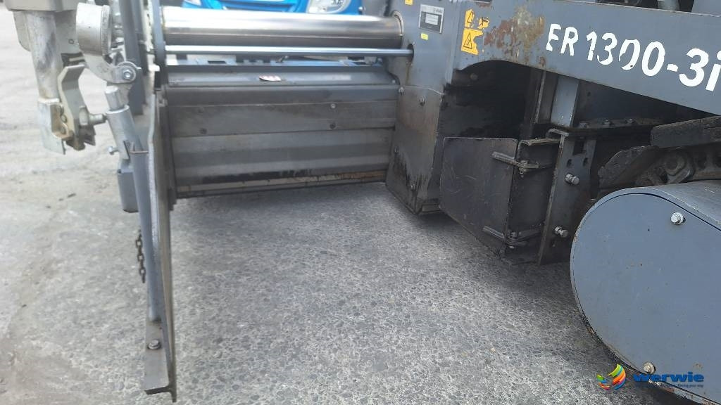 Shtrues asfalti Vögele SUPER 1300-3i: foto 20