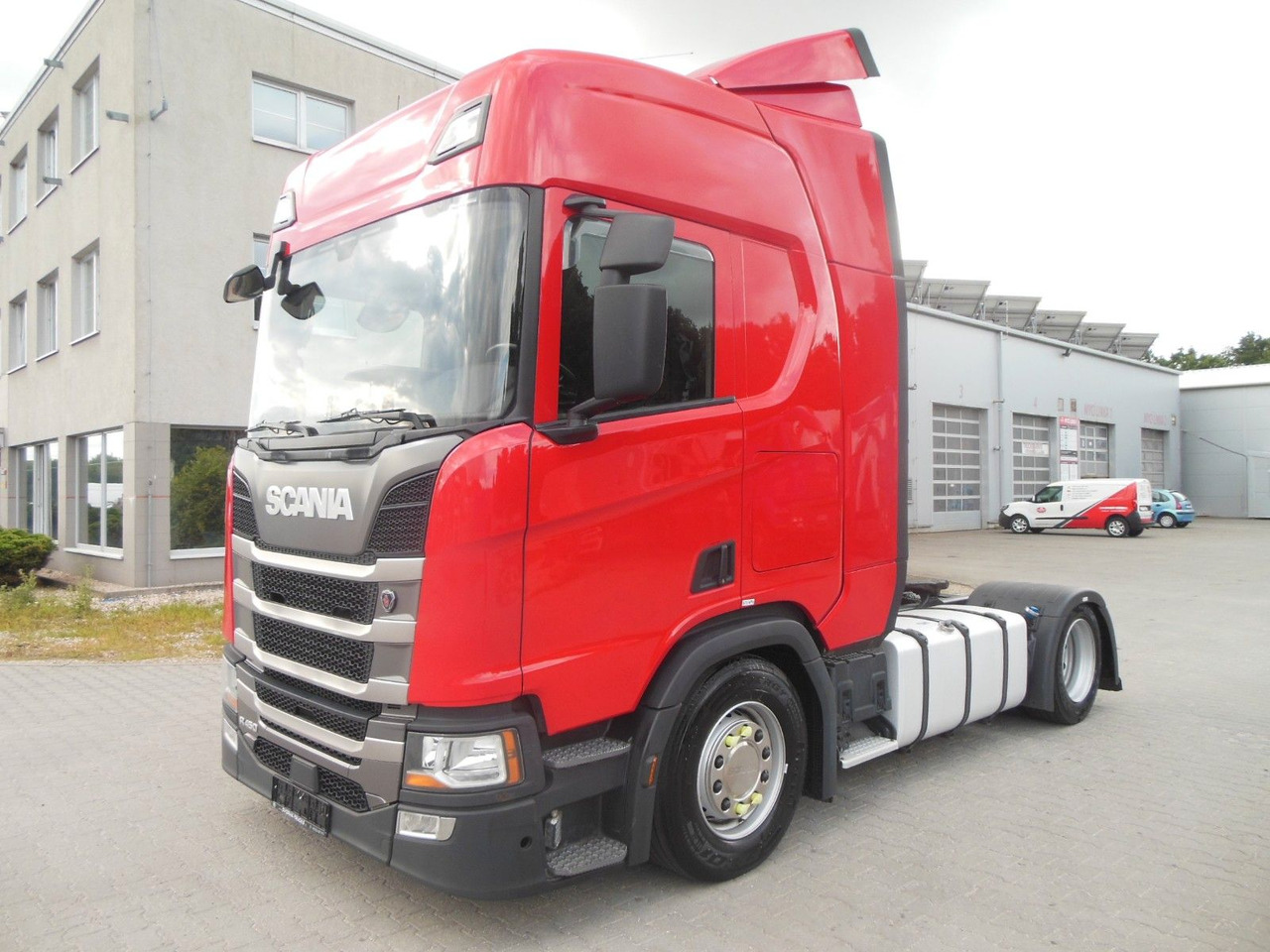 Scania R450, LOWDECK, RETARDER, STANDKLIMA - Gjysmë-kamion: foto 1 Scania R450, LOWDECK, RETARDER, STANDKLIMA - Gjysmë-kamion: foto 1