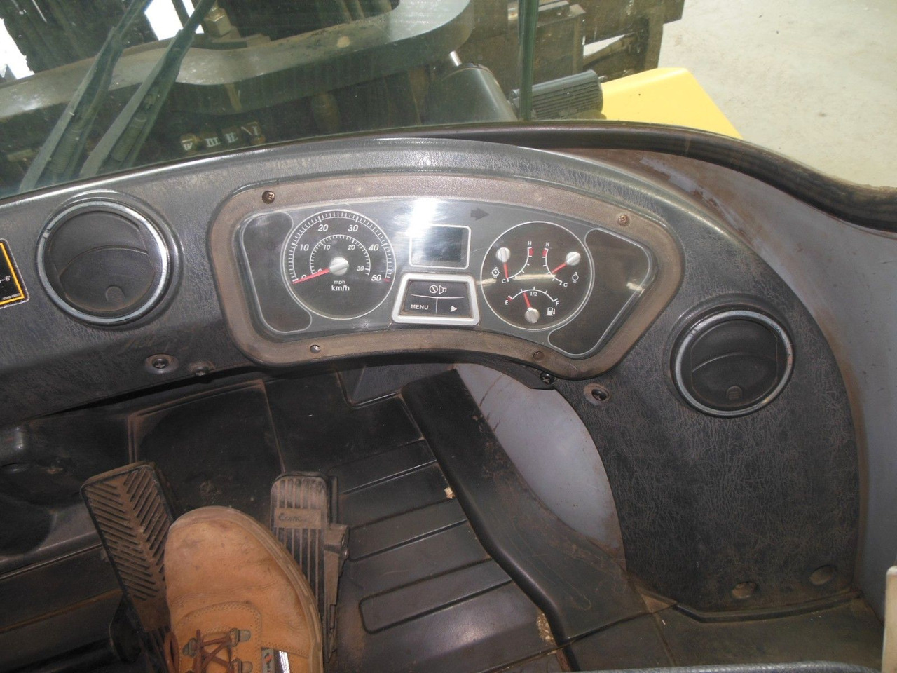 Pirun më naftë Hyundai 70D-7A: foto 18