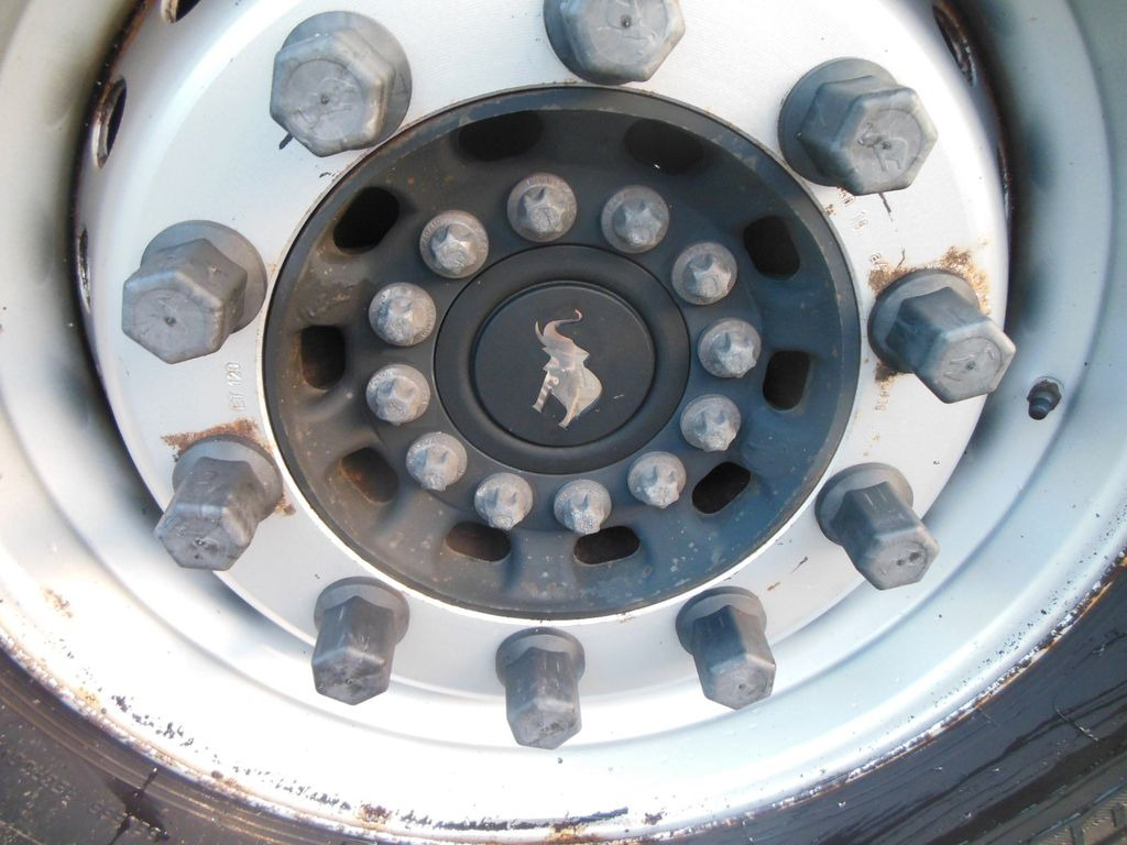 Schmitz Cargobull SCB, PALETTEN BOX, LIFT ACHSE Schmitz Cargobull SCB, PALETTEN BOX, LIFT ACHSE - Gjysmë rimorkio me tendë: foto 5 Schmitz Cargobull SCB, PALETTEN BOX, LIFT ACHSE Schmitz Cargobull SCB, PALETTEN BOX, LIFT ACHSE - Gjysmë rimorkio me tendë: foto 5