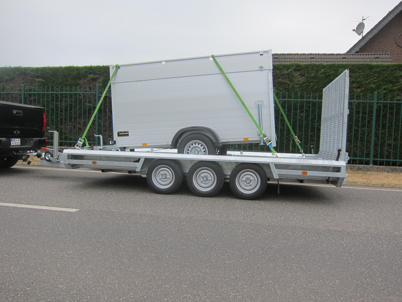 Rimorkio për makineri ndërtimi HULCO TERRAX Aluboden 394x180x27cm Heckrampe 150cm Tridem (XL) 3500kg: foto 6