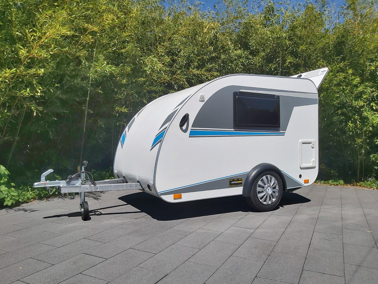Mini Camper Mini Tommy TMC25 Basic V1 252x140x121cm Küche 100km/H 750kg ohne Bremse Winter Aktion - Rulot: foto 5 Mini Camper Mini Tommy TMC25 Basic V1 252x140x121cm Küche 100km/H 750kg ohne Bremse Winter Aktion - Rulot: foto 5