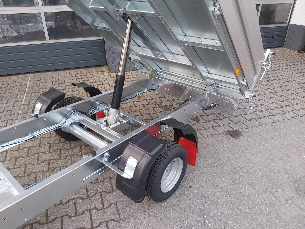 Pongratz Kipper RK 2600/15 G-AL 260x151x36cm Stahlboden Pendelklappe 10" 1500kg Aktion - Rimorkio vetëshkarkuese: foto 3 Pongratz Kipper RK 2600/15 G-AL 260x151x36cm Stahlboden Pendelklappe 10" 1500kg Aktion - Rimorkio vetëshkarkuese: foto 3