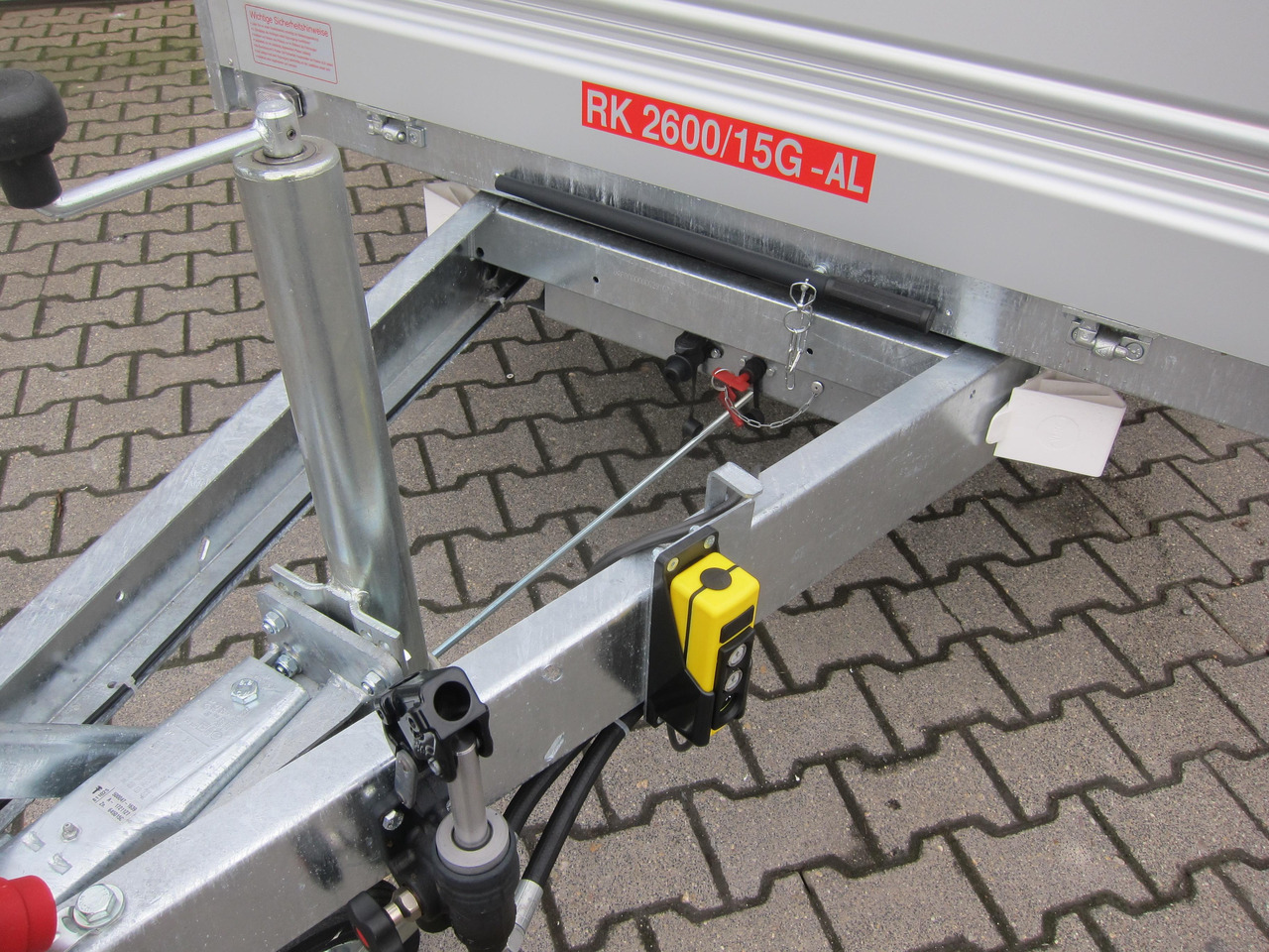 Pongratz Kipper RK 2600/15 G-AL Elektrisch + Notpumpe 260x151x36cm Stahlboden Pendel 13" 1800kg - Rimorkio vetëshkarkuese: foto 3 Pongratz Kipper RK 2600/15 G-AL Elektrisch + Notpumpe 260x151x36cm Stahlboden Pendel 13" 1800kg - Rimorkio vetëshkarkuese: foto 3