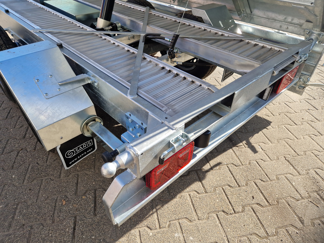 Rimorkio vetëshkarkuese Saris Kipper 3 SKS 310 176 40cm Stahlwände HD elektro Notpumpe Alurampen Stützen 3000kg 100km/H: foto 18 Rimorkio vetëshkarkuese Saris Kipper 3 SKS 310 176 40cm Stahlwände HD elektro Notpumpe Alurampen Stützen 3000kg 100km/H: foto 18