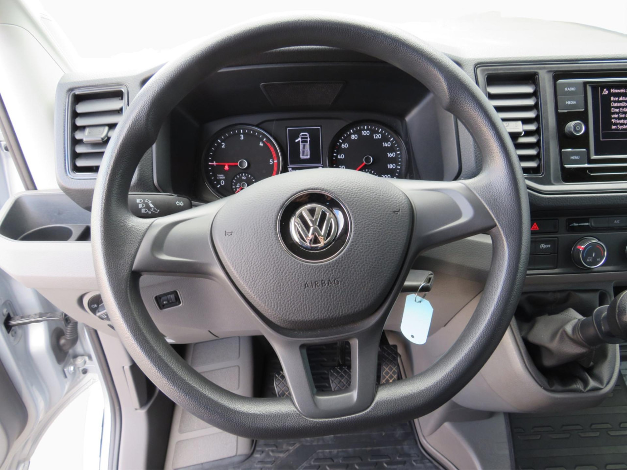 VOLKSWAGEN Crafter 35 L4H3 Doka Kasten Klima AHK Navi ZV - Furgon, Kamioncine dopio kabinë: foto 2 VOLKSWAGEN Crafter 35 L4H3 Doka Kasten Klima AHK Navi ZV - Furgon, Kamioncine dopio kabinë: foto 2