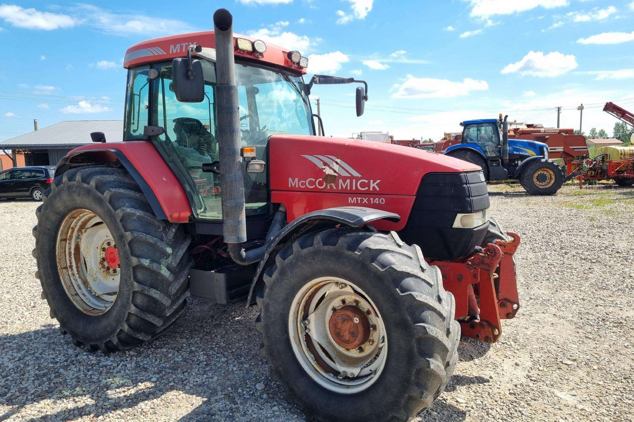 McCORMICK MTX140 - Traktor: foto 2 McCORMICK MTX140 - Traktor: foto 2