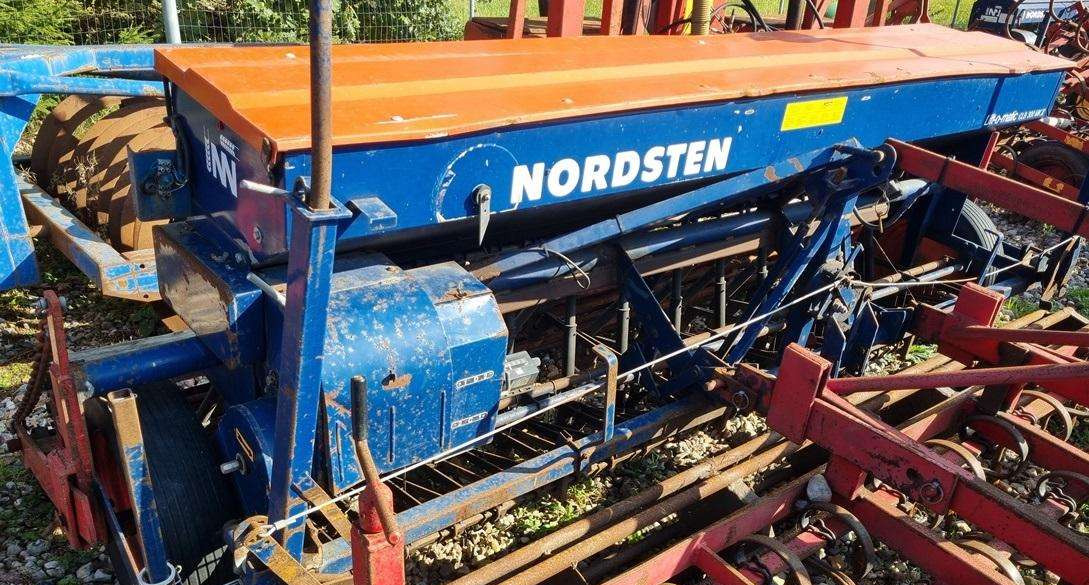 Nordsten CLB 300 MKII - Mbjellëse në radhë: foto 2 Nordsten CLB 300 MKII - Mbjellëse në radhë: foto 2