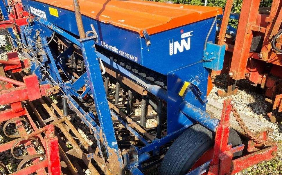 Nordsten CLB 300 MKII - Mbjellëse në radhë: foto 4 Nordsten CLB 300 MKII - Mbjellëse në radhë: foto 4