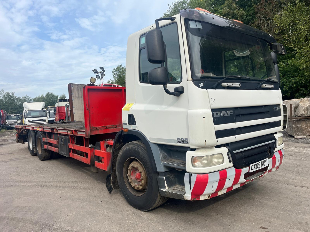 DAF 75 CF 310 - Kamion me karroceri të hapur: foto 2 DAF 75 CF 310 - Kamion me karroceri të hapur: foto 2