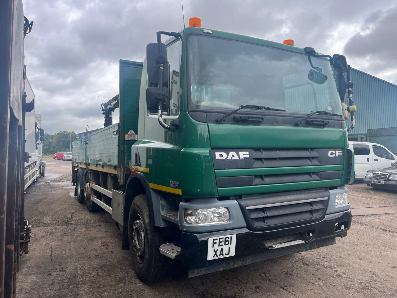 DAF CF 75 310 - Kamion me karroceri të hapur, Kamion me vinç: foto 1 DAF CF 75 310 - Kamion me karroceri të hapur, Kamion me vinç: foto 1