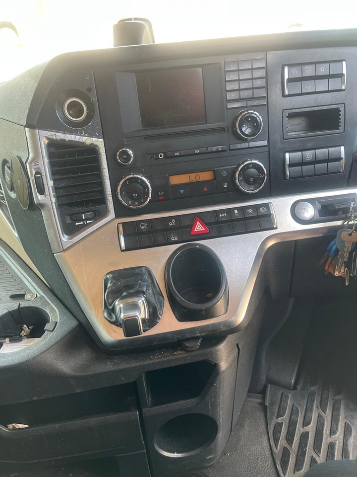 Lizingu i Mercedes Actros 2545 6x2 Tractor Unit Mercedes Actros 2545 6x2 Tractor Unit: foto 8
