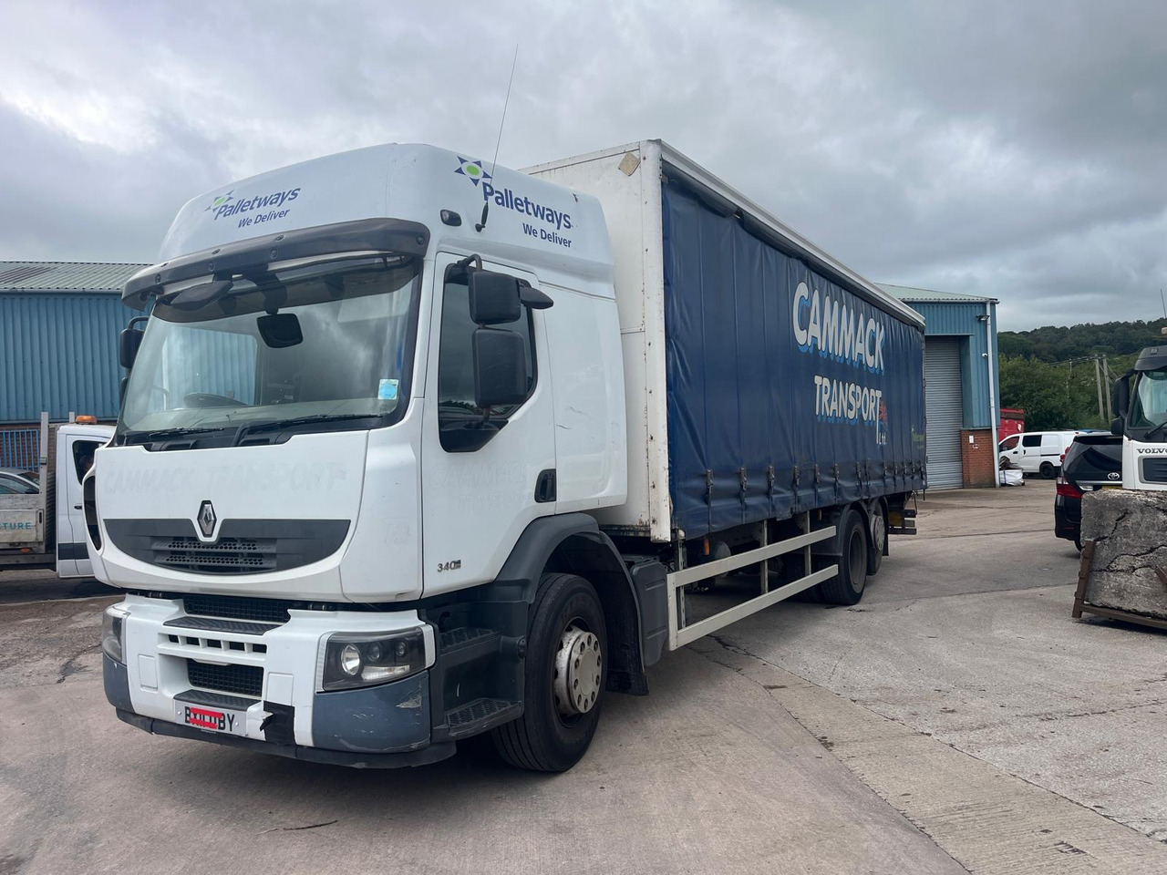 Renault Premium - Kamion me tendë: foto 1 Renault Premium - Kamion me tendë: foto 1