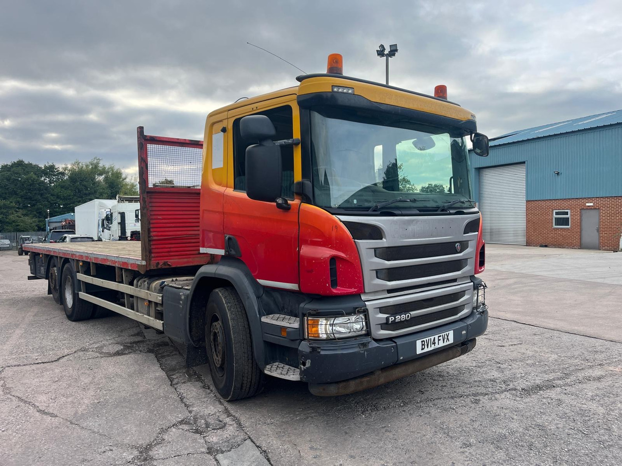 Scania P280 - Kamion me karroceri të hapur: foto 1 Scania P280 - Kamion me karroceri të hapur: foto 1