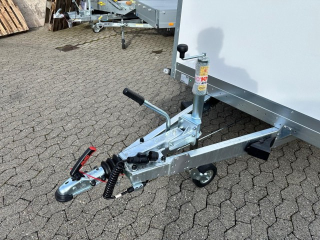 Brenderup Cargo Dynamic CD300TBD2000 Türe, Kofferanhänger 2,0 to. 300x153x185cm - Rimorkio me vagonetë të mbyllur: foto 2 Brenderup Cargo Dynamic CD300TBD2000 Türe, Kofferanhänger 2,0 to. 300x153x185cm - Rimorkio me vagonetë të mbyllur: foto 2
