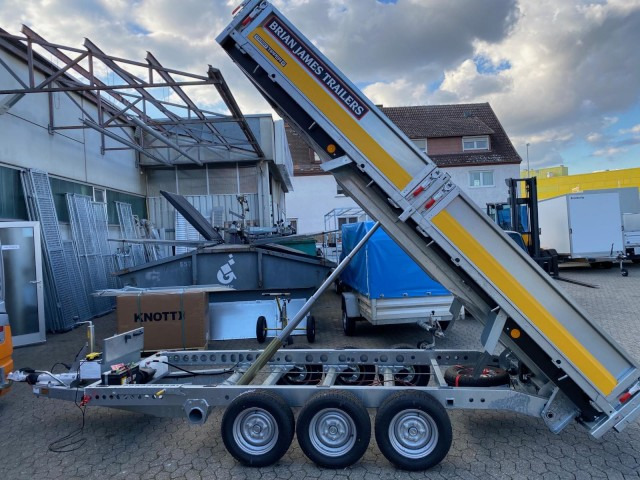 Brian James Cargo Tipper Heckkipper 3-achs, 526-3620-35-3-12, 3600 x 2000 x 300 mm, 3,5 to. - Rimorkio vetëshkarkuese: foto 1 Brian James Cargo Tipper Heckkipper 3-achs, 526-3620-35-3-12, 3600 x 2000 x 300 mm, 3,5 to. - Rimorkio vetëshkarkuese: foto 1