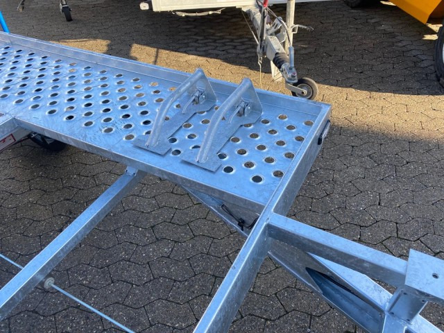 Gala BGG Taurus 3818 3800 x 1750 mm, 100 km/h, 1-Achs - Rimorkio autotransportuese: foto 3 Gala BGG Taurus 3818 3800 x 1750 mm, 100 km/h, 1-Achs - Rimorkio autotransportuese: foto 3