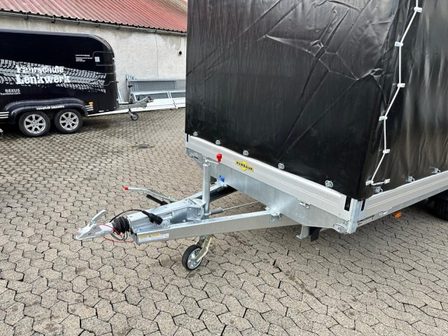 Humbaur HN 355221 GR Hochlader 3,5 to. 5220 x 2070 x 350 mm - Rimorkio makine: foto 2 Humbaur HN 355221 GR Hochlader 3,5 to. 5220 x 2070 x 350 mm - Rimorkio makine: foto 2