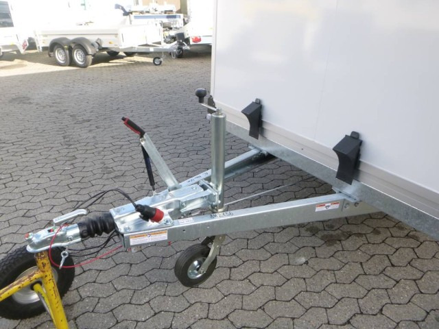 Humbaur Koffer HK 253218-20 PF30, 2,5 to. 3185x1730x1885mm - Rimorkio me vagonetë të mbyllur: foto 2 Humbaur Koffer HK 253218-20 PF30, 2,5 to. 3185x1730x1885mm - Rimorkio me vagonetë të mbyllur: foto 2