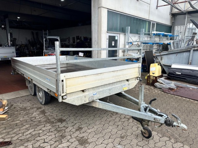 Saris Hochlader PL 406 224, 2,7 to. 4060 x 2240 x 350 mm - Rimorkio makine: foto 1 Saris Hochlader PL 406 224, 2,7 to. 4060 x 2240 x 350 mm - Rimorkio makine: foto 1