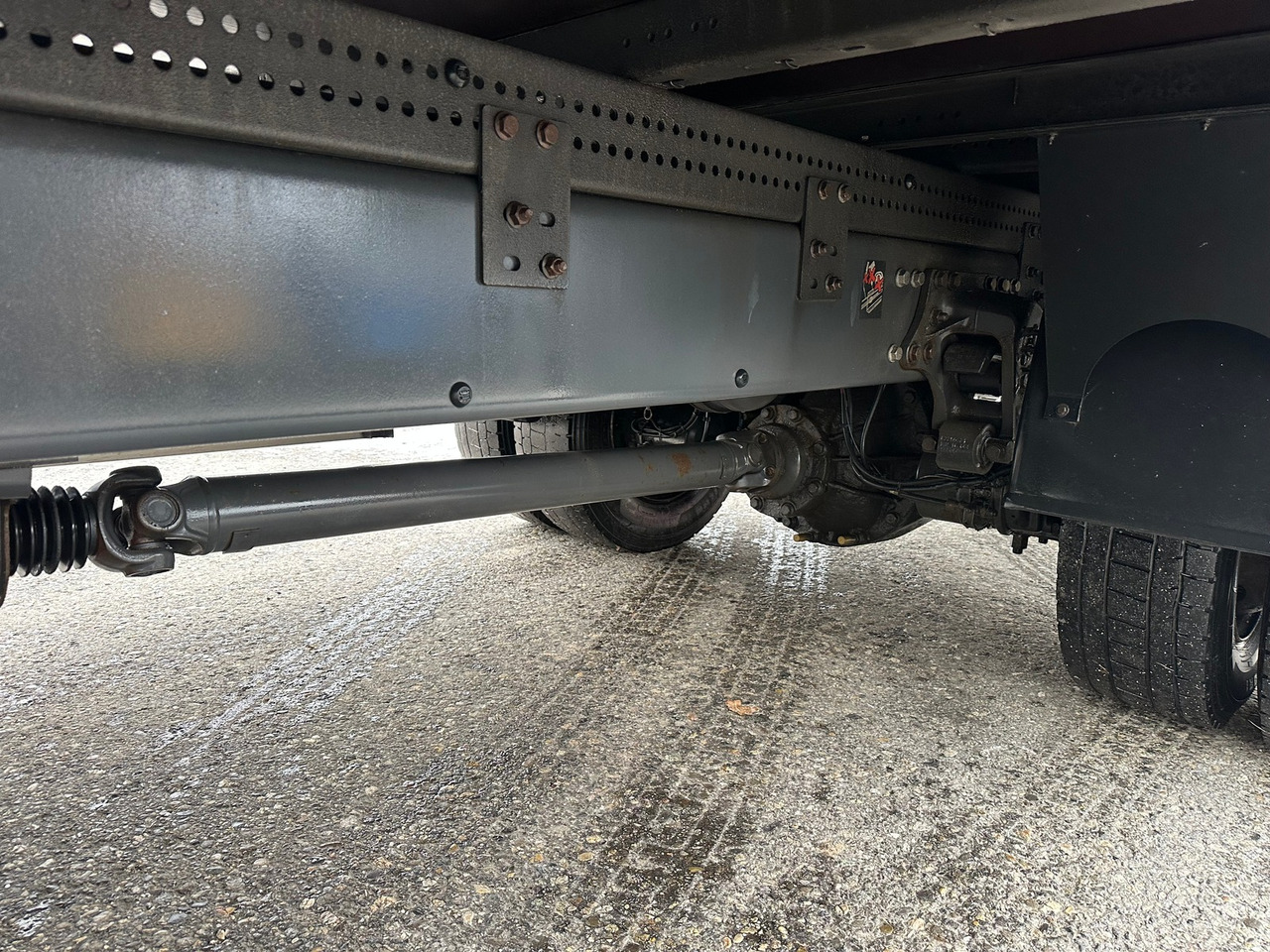VOLVO FL 280 4x2 Hebebühne - Kamion me tendë: foto 3 VOLVO FL 280 4x2 Hebebühne - Kamion me tendë: foto 3