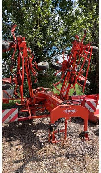 Kuhn GF 8501 T - Barkthyese/ Shkundës bari: foto 1 Kuhn GF 8501 T - Barkthyese/ Shkundës bari: foto 1