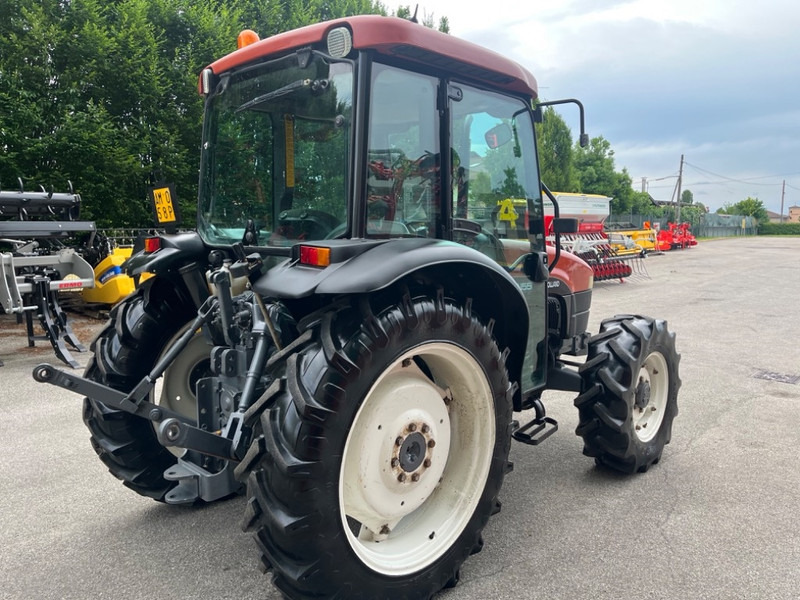 New Holland TN 55 D - Traktor: foto 5 New Holland TN 55 D - Traktor: foto 5